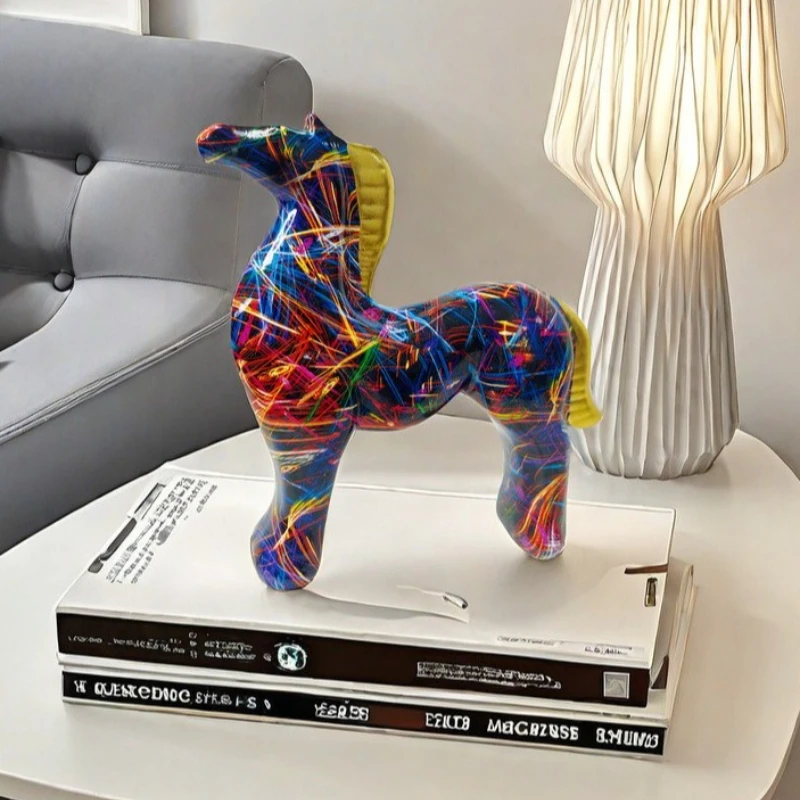 

Graffiti Horse Sculpture Modern Craftsmanship Resin Decoration Desktop Decoration Imitation Horse Statue Decoration