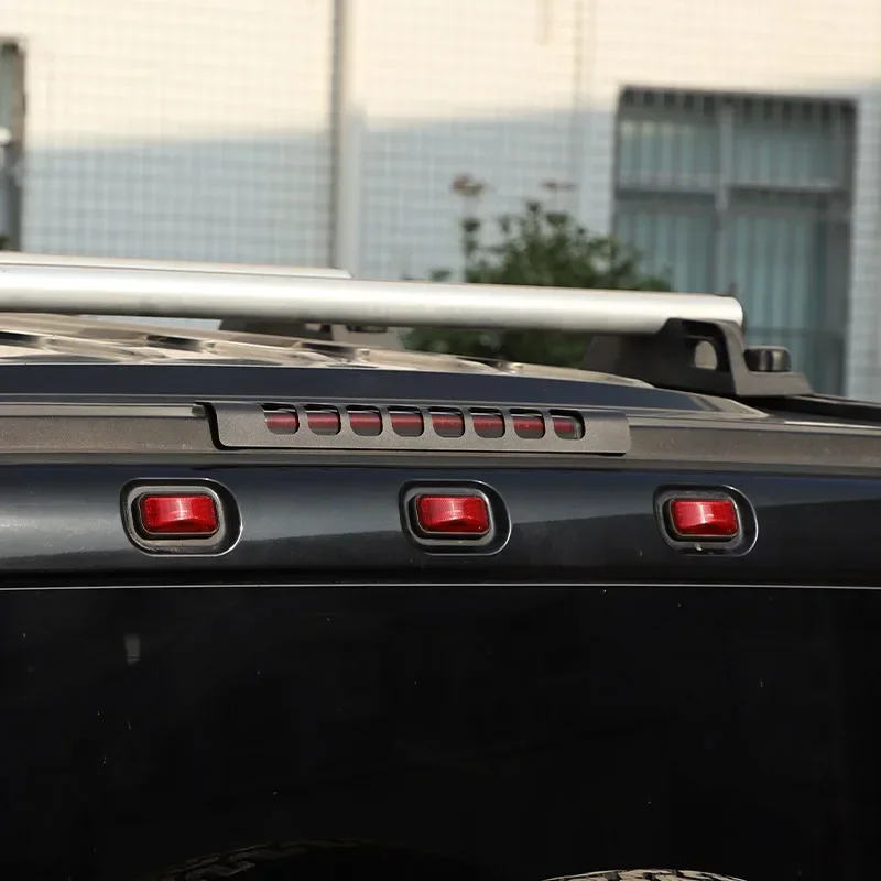 

Для Hummer H2 2003-2009: Декоративная защитная накладка из алюминиевого сплава черного цвета на дополнительный стоп-сигнал, автомобильные аксессуары