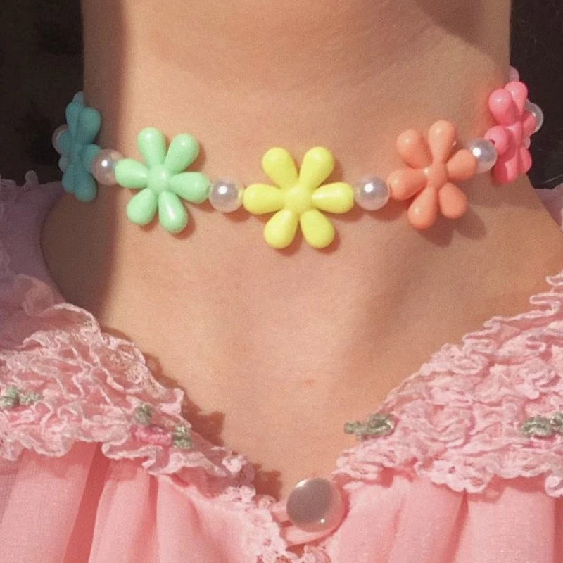 Egirl Jewelry Rainbow Flower Choker Cartoon Harajuku Aesthetic Kawaii Necklace for Women Y2K Accessories Fashion 2000s Pearl