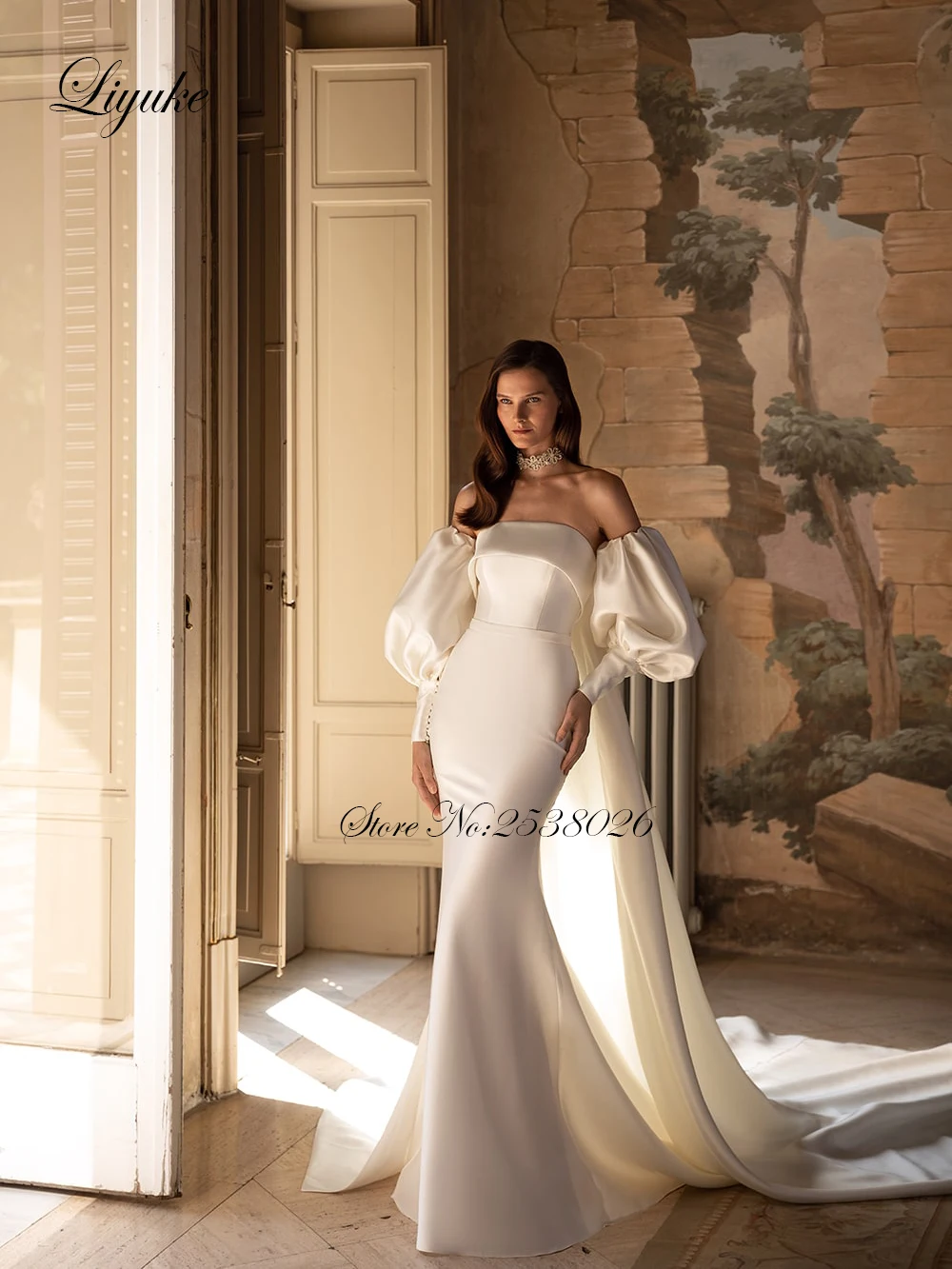 Liyuke Luxury Satin Mermaid Wedding Dresses Strapless Off The Shoulder Trumpet Bridal Gown With Removable Puff Sleeves