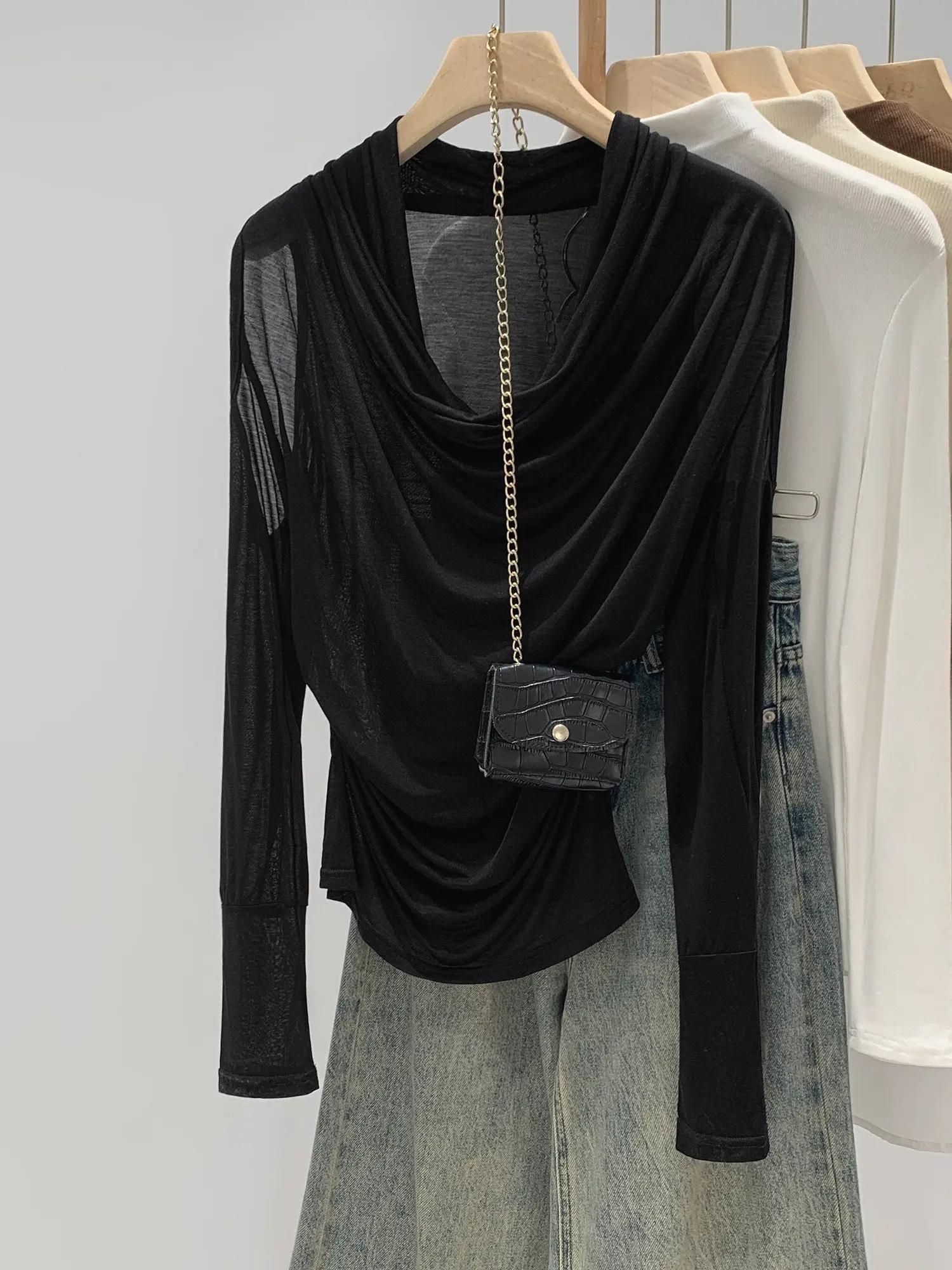 Early Spring New Style Women's Long Sleeve T-Shirt under Shirt Unique Design Pleated Neckline Base Shirt Commute Style Korean...