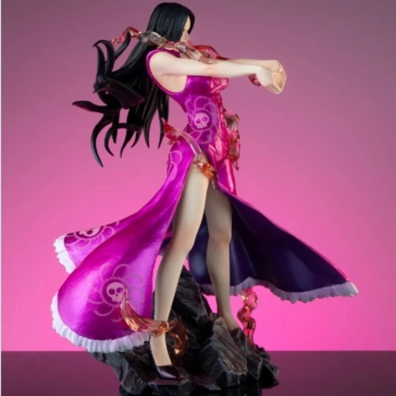 ワンピース 24 センチメートルボア・ハンコックアニメキャラクターモデル GK アクションフィギュアハートサイン像周辺おもちゃデスクトップ装飾少年ギフト