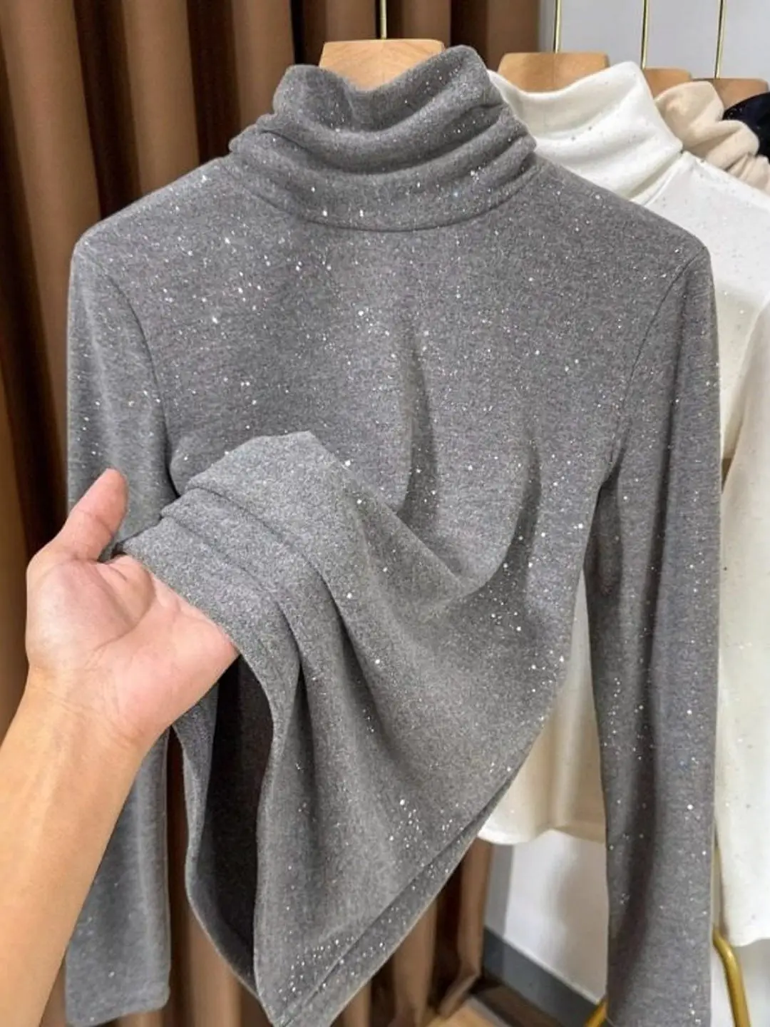 

Элегантный женский топ с длинным рукавом и пайетками, корейский дизайн, высокий воротник, блестящая ткань, облегающий крой, зимний базовый элемент гардероба
