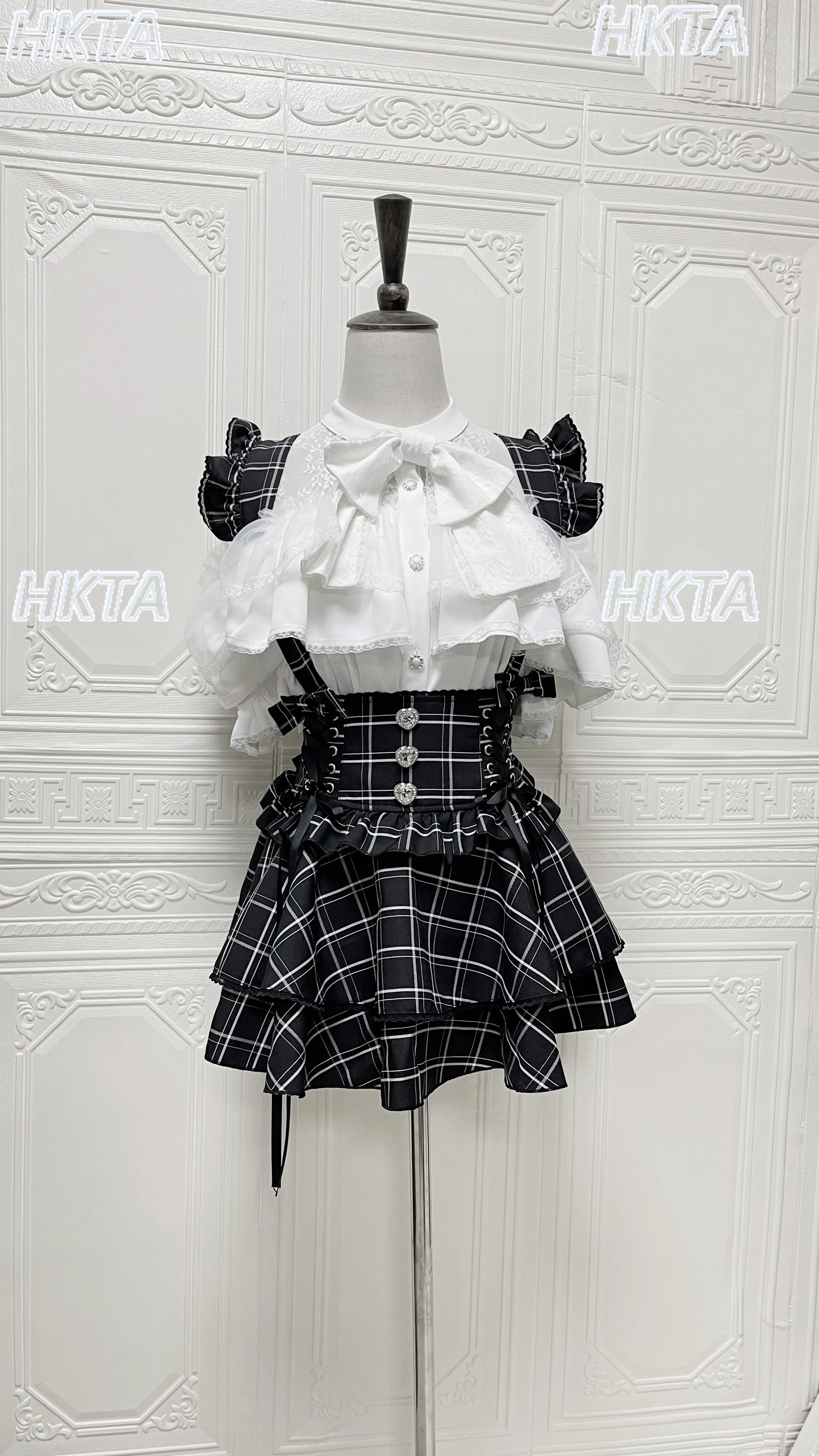 

Оригинальная клетчатая юбка в японском стиле, новинка лета 2026, плиссированная юбка на бретелях с высокой талией для женщин и девушек, в стиле Лолита, со съемными бретелями