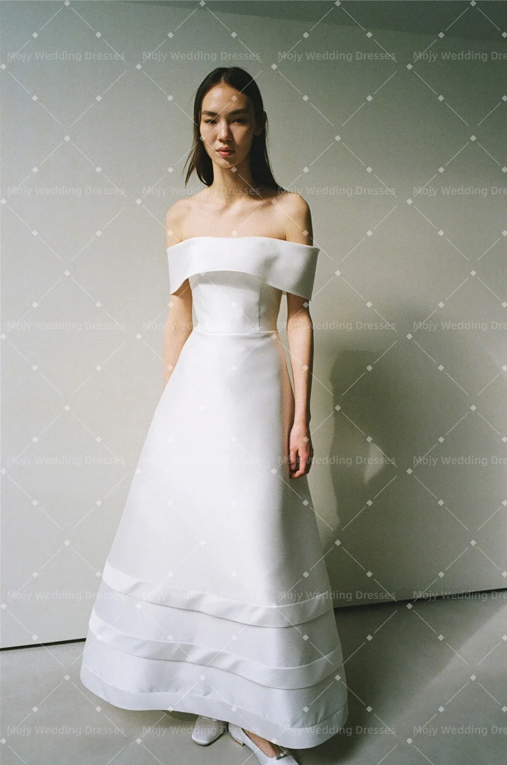 Mojy 2026 Off Shoulder Wedding Dress Korean Wedding Dresses Customized Elegant Floor-Length Satin Wedding Dress Reception Gown