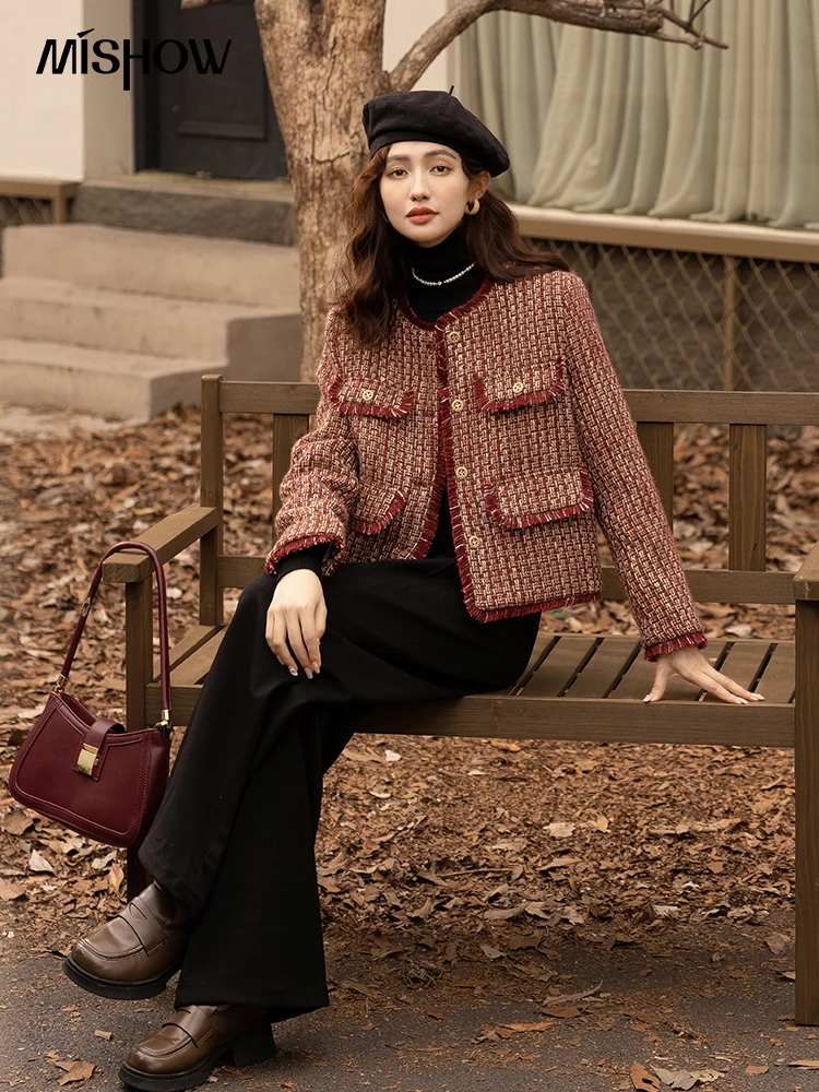 MISHOW Down Wool Coats 2022 Winter Clothes Women Chic Short Plaid Outerwear Temperament Warm Female Oneck Jackets MXB48W0888