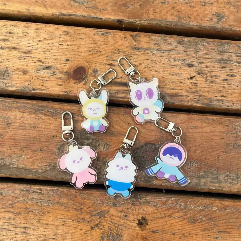 

KPOP New Yeonjun Soobin Beomgyu Taehyun Cartoon Keychain Cute Car Keyring QualityAcrylic Bag Pendant Fans Collection Accessories