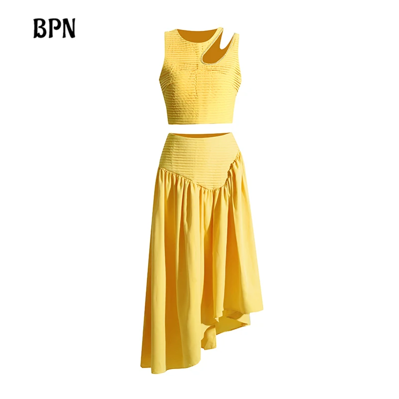 

BPN Solid Spliced Folds Two Piece Sets For Women Round Neck Sleeveless Hollow Out Vest High Waist Skirt Casual Set Female New