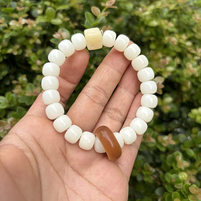 White Bodhi Single- Bracelet for Women, Soft and Flexible, Cheese-Style Loop, Decorative Hand Jewelry