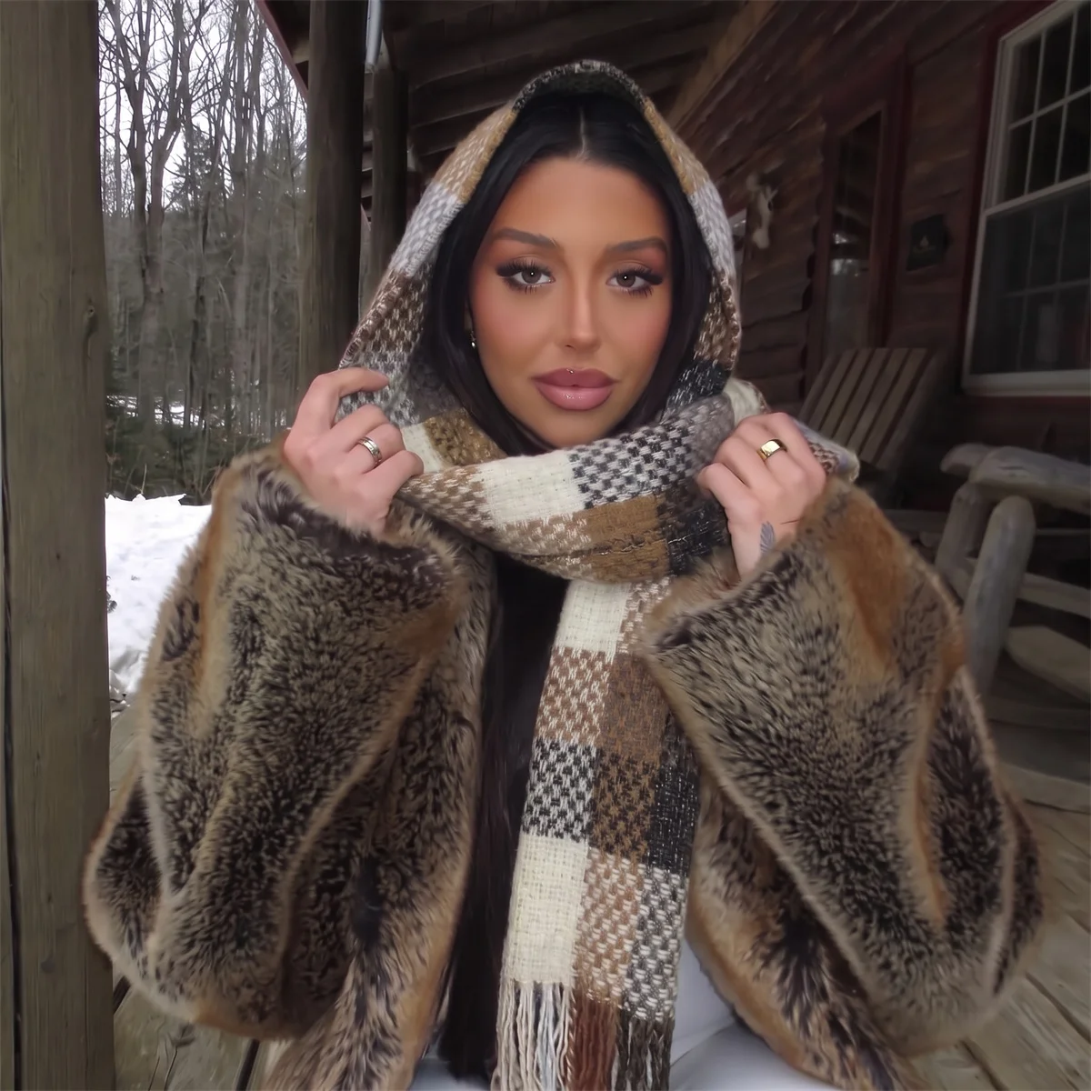 Winter Warm Color Block Plaid Knitted Hooded Scarf Ladies Fashion Wind Resistant Neck Shawl Casual Street Travel Outerwear