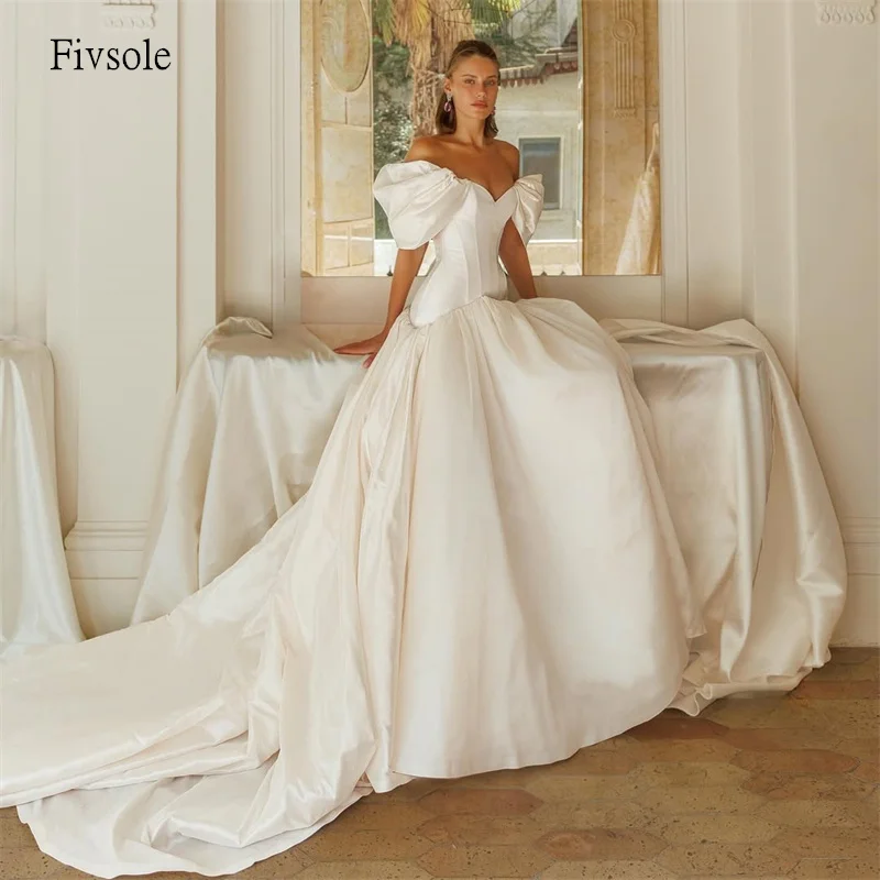 

Fivsole Luxurious Off The Shoulder A Line Wedding Dress Backless Long Tail Bride Gowns Floor Length Wedding Dress Customized