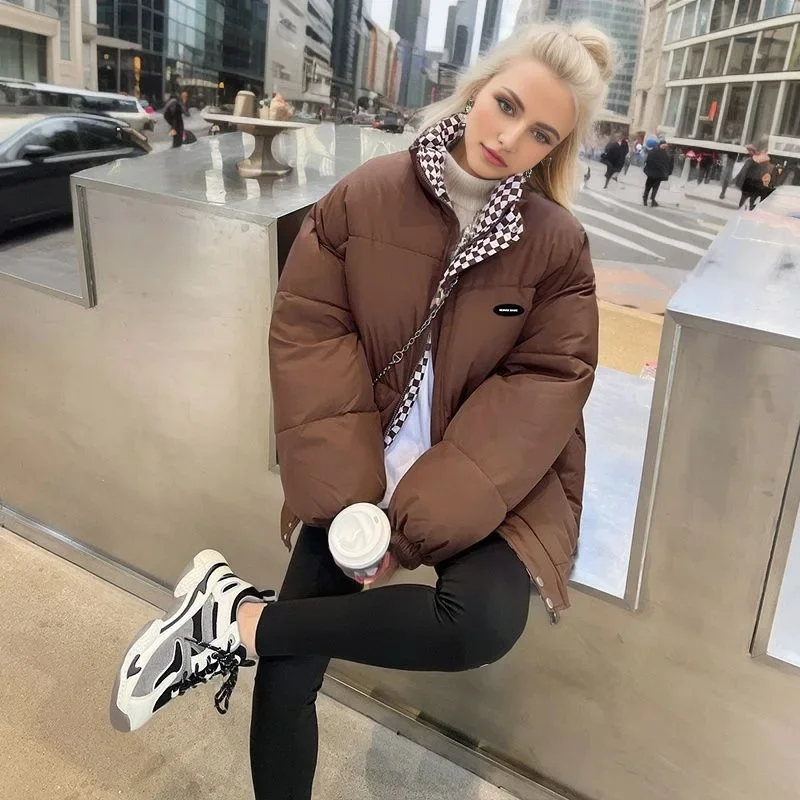 

Новая женская хлопковая куртка 2025 года, утолщенная женская куртка в шахматном порядке с воротником-стойкой, женская свободная куртка в стиле BF для женщин