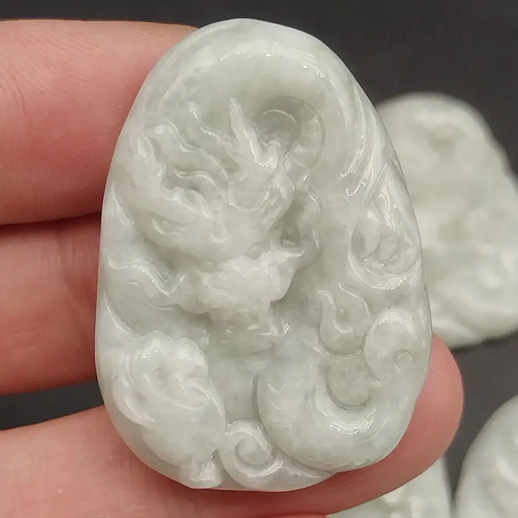 

Сертифицированная подвеска из лавандового натурального нефрита и жадеита типа А с резной бусиной дракона