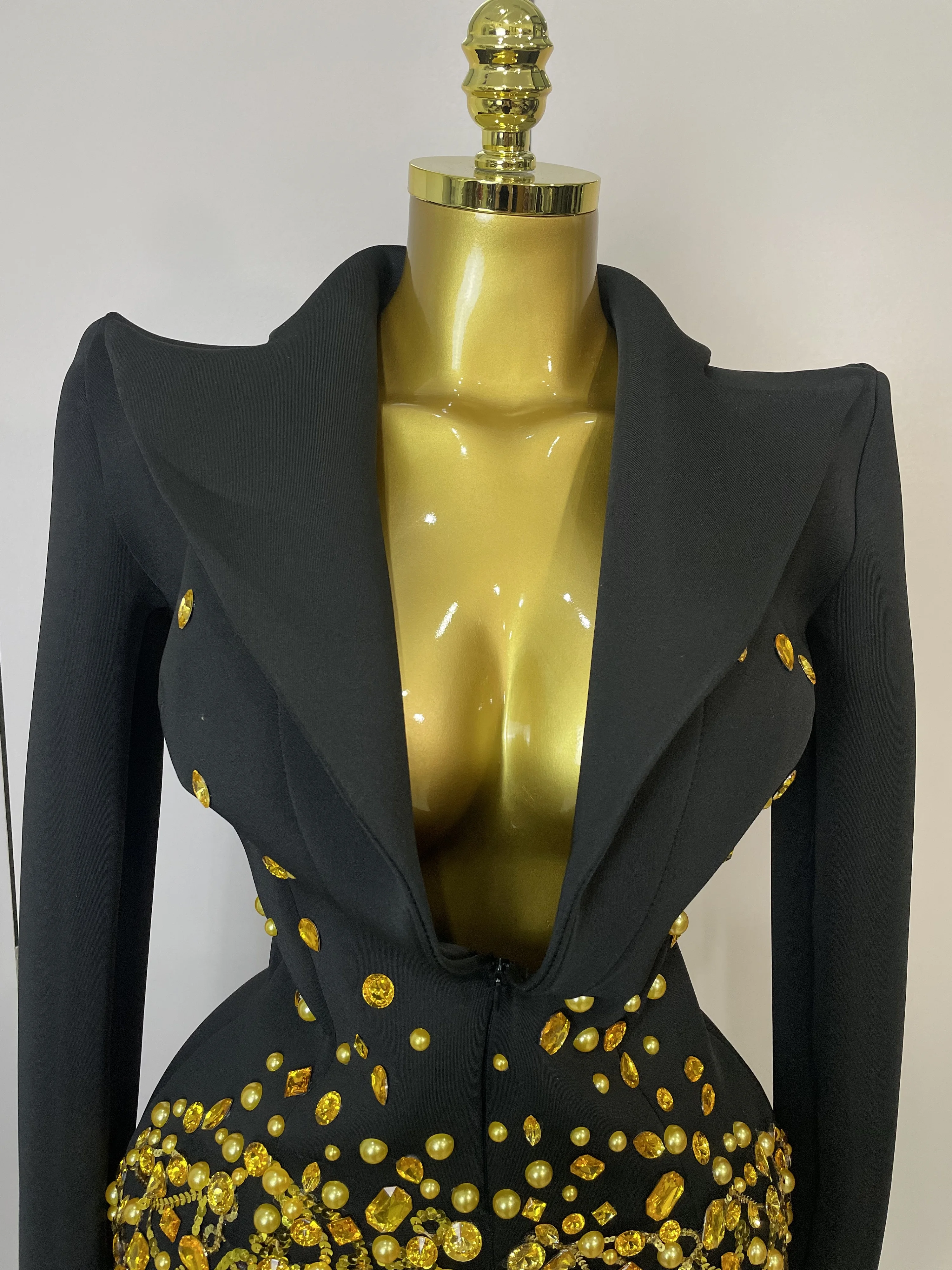 Sparkly Crystal Chains Pearls Long Sleeve Mini Dress 2025 Women Birthday Evening Party Nightclub Outfit Singer Wedding Costume