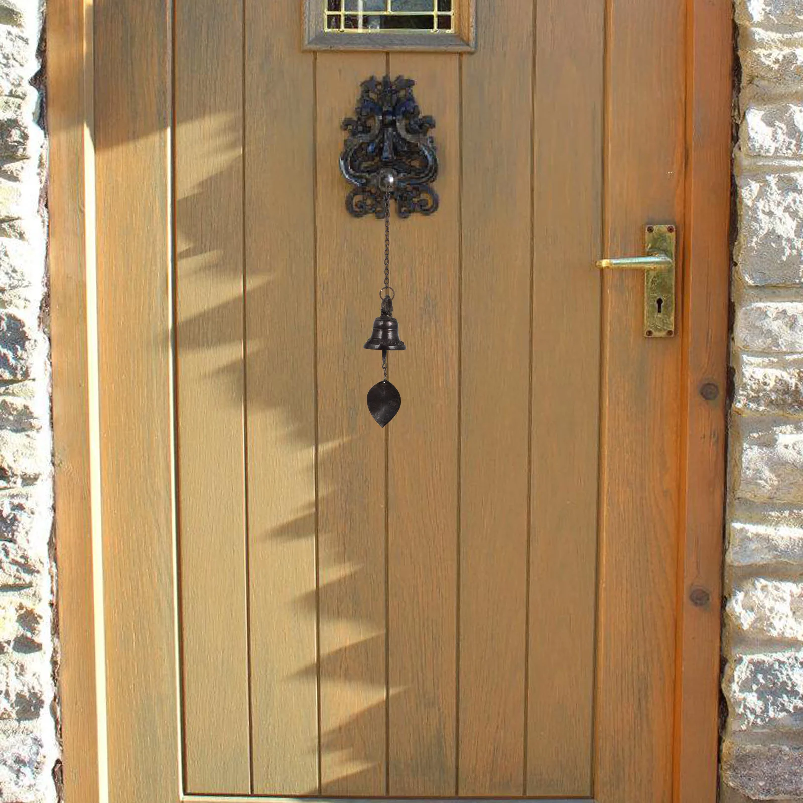 

Vintage Leaf Design Distressed Bell Metal Hanging Temple Wind Chime For Good Luck Blessing Home Garden Door Decoration