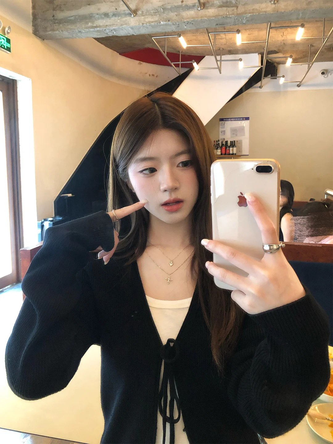 

Lazy Sle Women's Knitted Cardigan with Wool Blend V-Ne Long Sve Coat And Plaid Skirt Set Commute Faion Autumn Wear