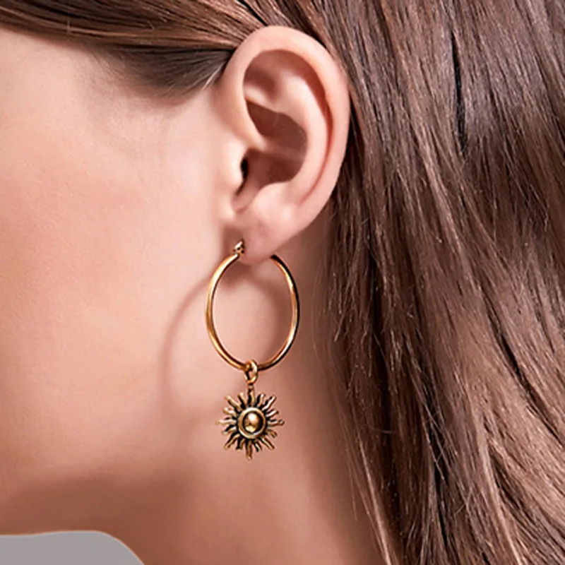 1$ Retro Sun Earrings Cool Wind Simple Short Style Sunflower Earrings Wholesale 1$ Free Postage Luxury Goods Support Bulk Order