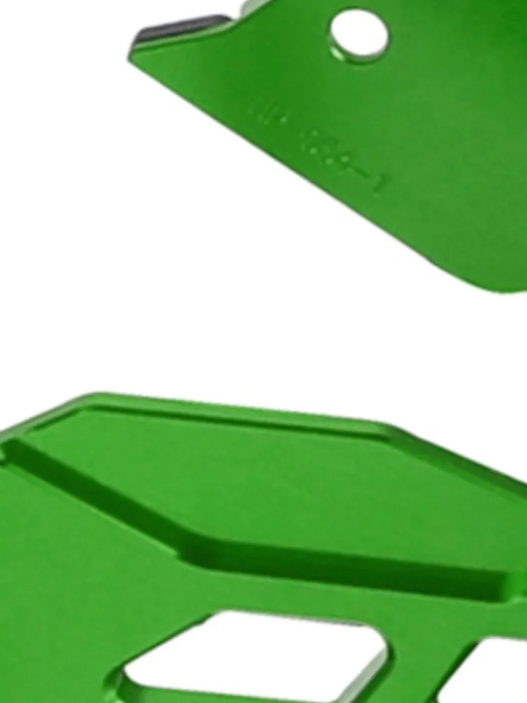 

Для Kawasaki Z900 ABS Z900SE 2017 2018 2019 2020-2024 защита педали мотоцикла задняя защита педали пяточная пластина декоративные аксессуары