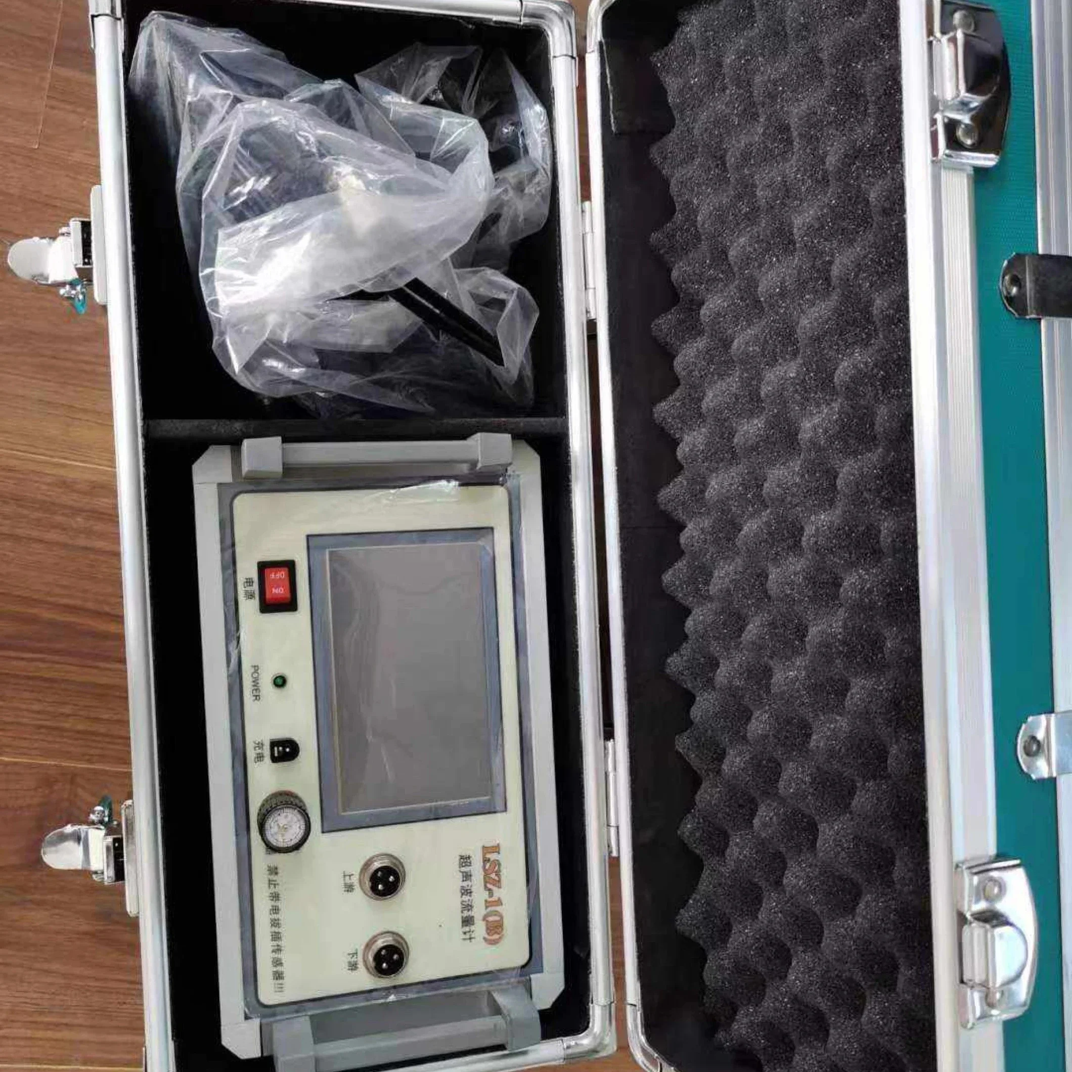 Digi handheld flowmeter Portable ultrasonic flowmeter for water liquids