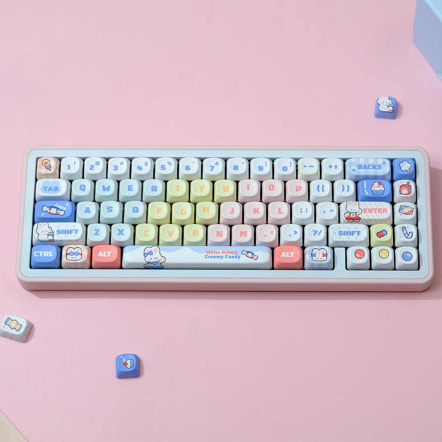 KTOMOT MOA perfil 125 teclas lindo conejo blanco grande tema Keycaps tinte Sub PBT Anime juego Keycap para teclado mecánico Mx Switch