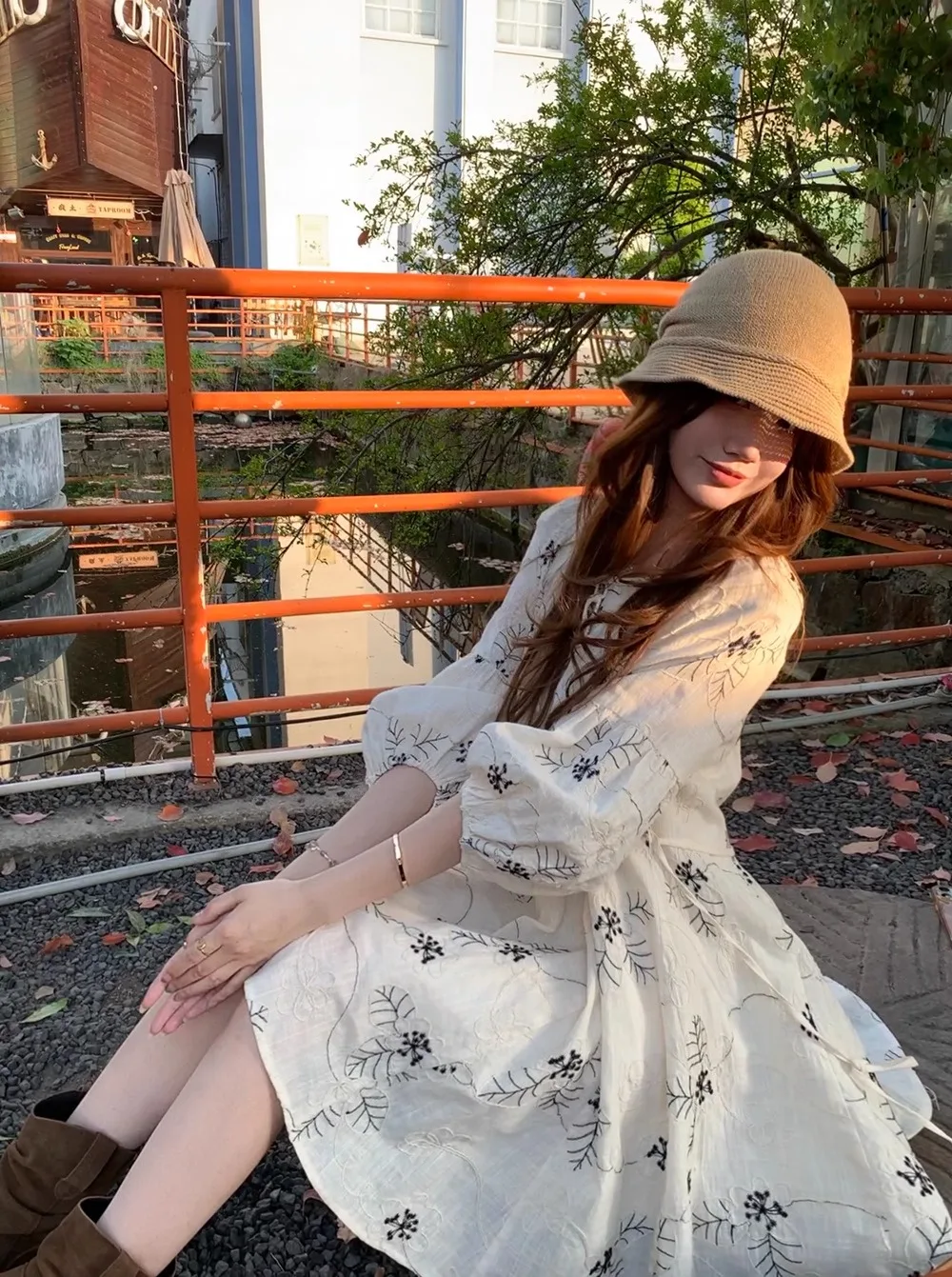 Sommer-Blumenstickerei Dr. Damen-Urlaubsoutfit, schlankmachend, A-Linie, ort Dr, atmungsaktiv, weicher Stoff, V-Ne Lantern Sve