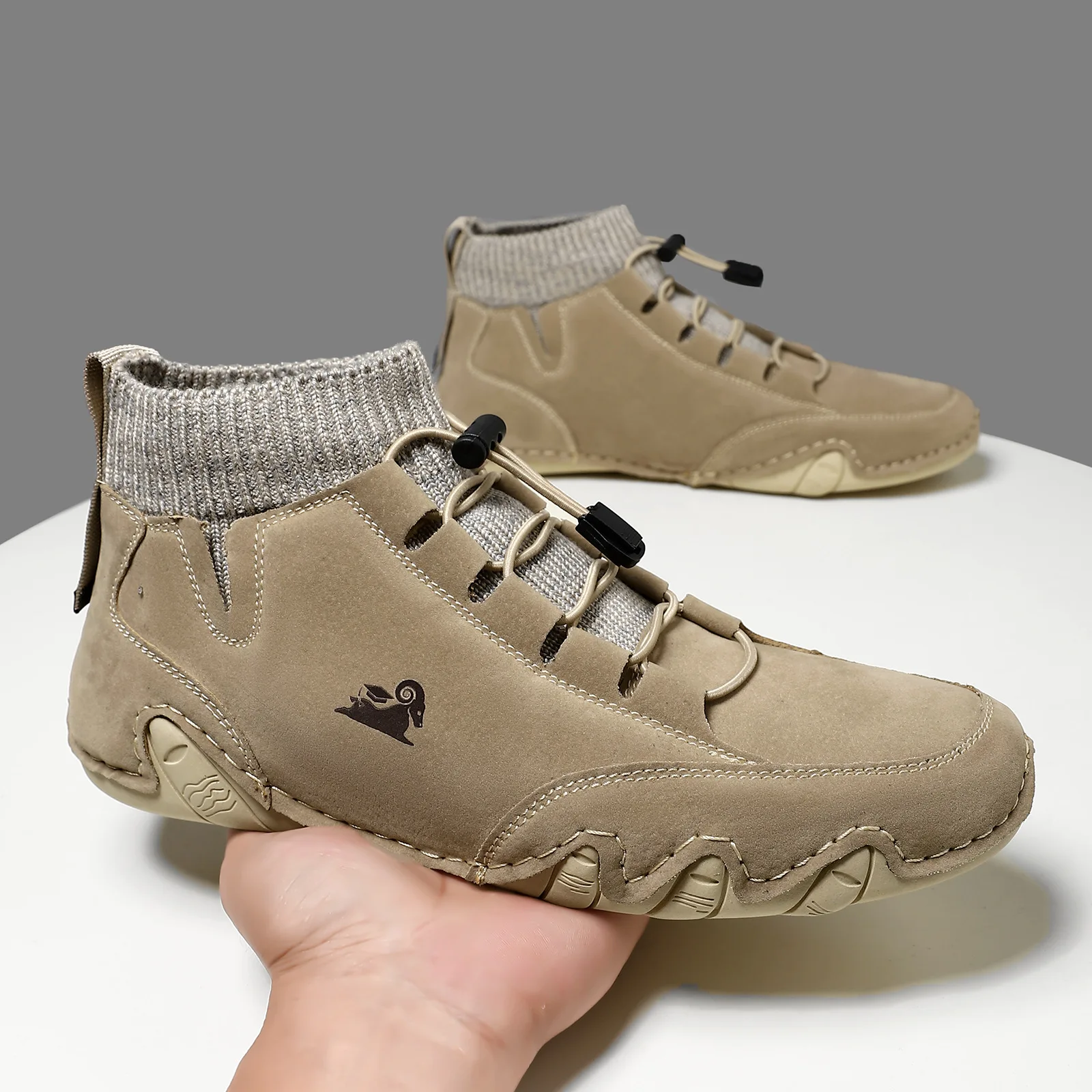 Couple Casual Leather Boots Four Seasons Men Women Plus Size Outdoor Sport Soft Sole Shoe Fashion Anti Slip Large Size Men Shoes