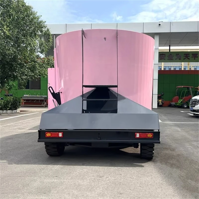 Self-made Chassis TMR Mixer Spreader Truck 8cbm Integrated Feed Mixing & Feeding Vehicle for Livestock Farming Customized