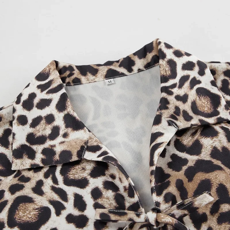 Autumn Retro Women's Lace Up Leopard Print Shirt Temperament Commuting New Fashion Loose Lapel Neck Bubble Sleeves Women Blouses