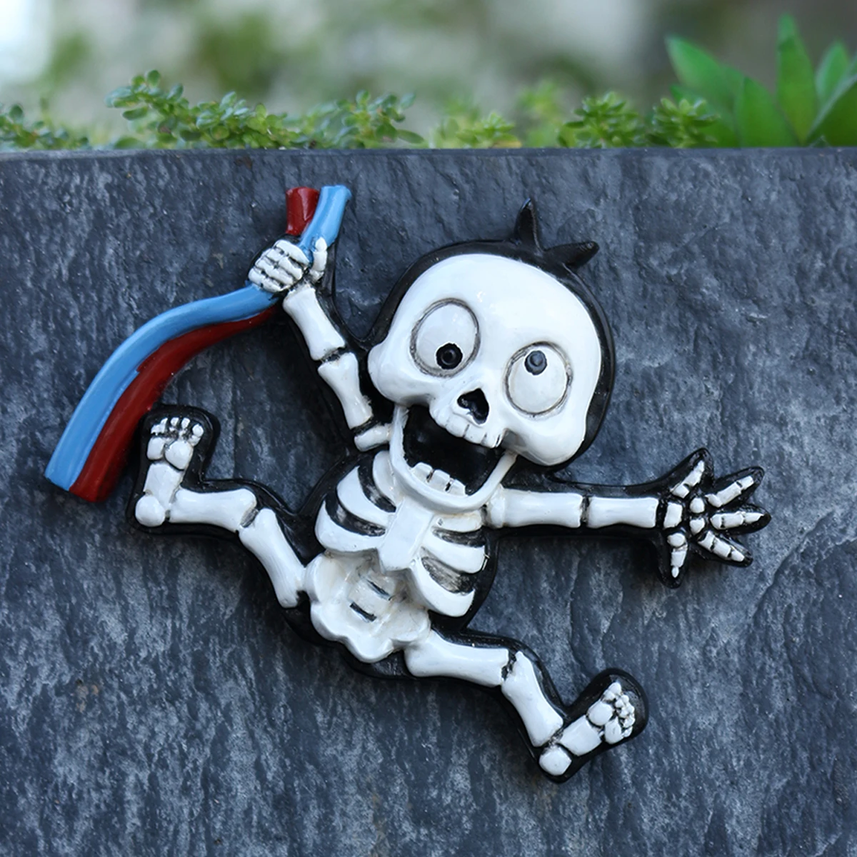 Electric Shock Skeleton Wall Decor Statue - 3.22 Inch 3D Skeleton Resin Wall Art Sculpture, Home Wall Decor