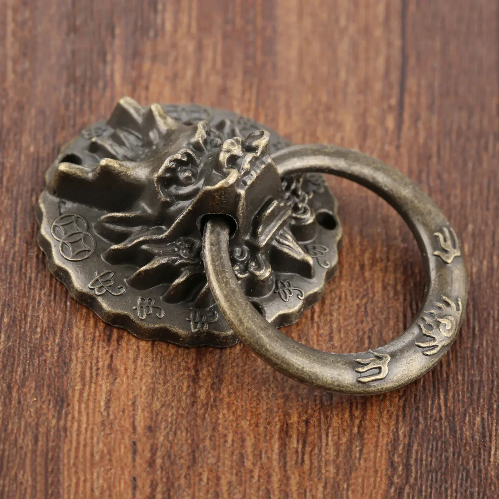 2Pcs Vintage Drachen Kopf Möbel Tür Pull Griff Schrank Kommode Schublade Knöpfe Ring Griff Möbel Hareware 32*47mm