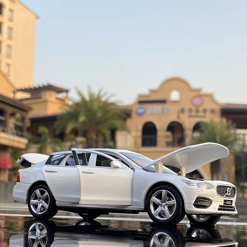 1:32 VOLVO S90 modello di auto in lega diecast veicoli giocattolo metallo alta simulazione suono e collezione di luci auto ragazzo bambini regalo