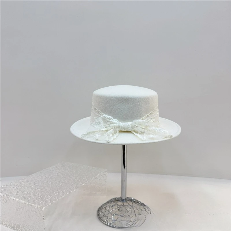 French Vintage Lace Large Bow Hat Elegant Wool Felt Flat Brim Hat Autumn and Winter Fashionable Women's Evening Accessory