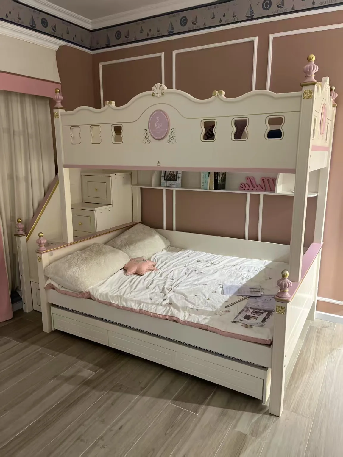 سرير بطابقين للأطفال أثاث غرفة نوم الأطفال من الخشب الصلب للأطفال لأعلى ولأسفل سرير بطابقين ملون مجموعات أثاث غرف نوم الأطفال