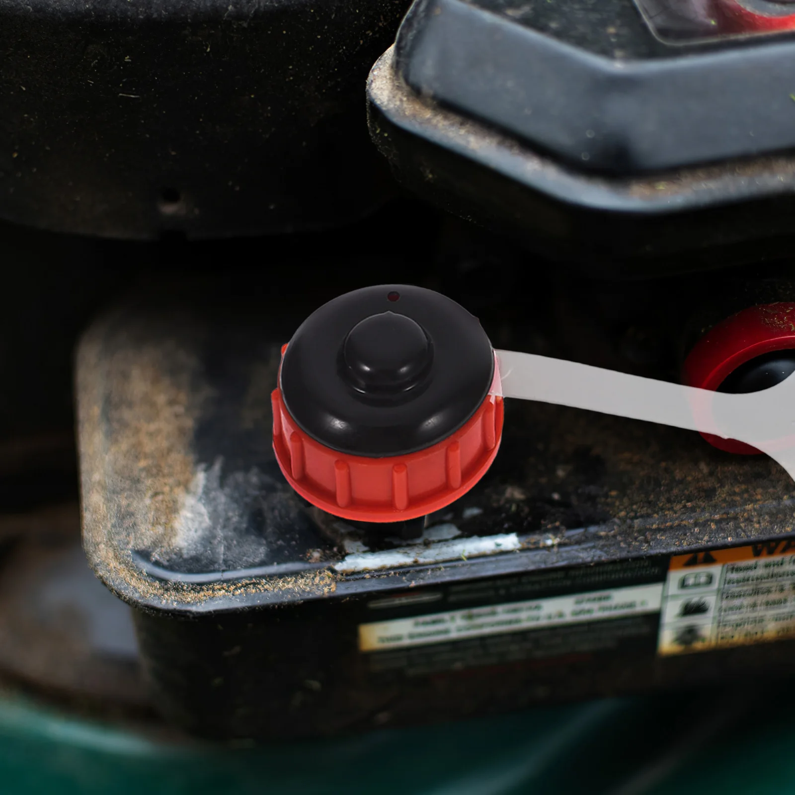 

2pcs Durable Engine Oil Tank Cap Rubber Gasket for Mowers Replacement Parts Universal Lawn Motorcycle PP