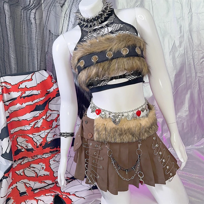 2025 خريف شتاء جديد Y2K الساخن فتاة دبوس الإناث تنورة قصيرة صغيرة فاسق تصميم تقليد الفراء حزام على شكل سلسلة مطوي ألف خط التنانير النساء