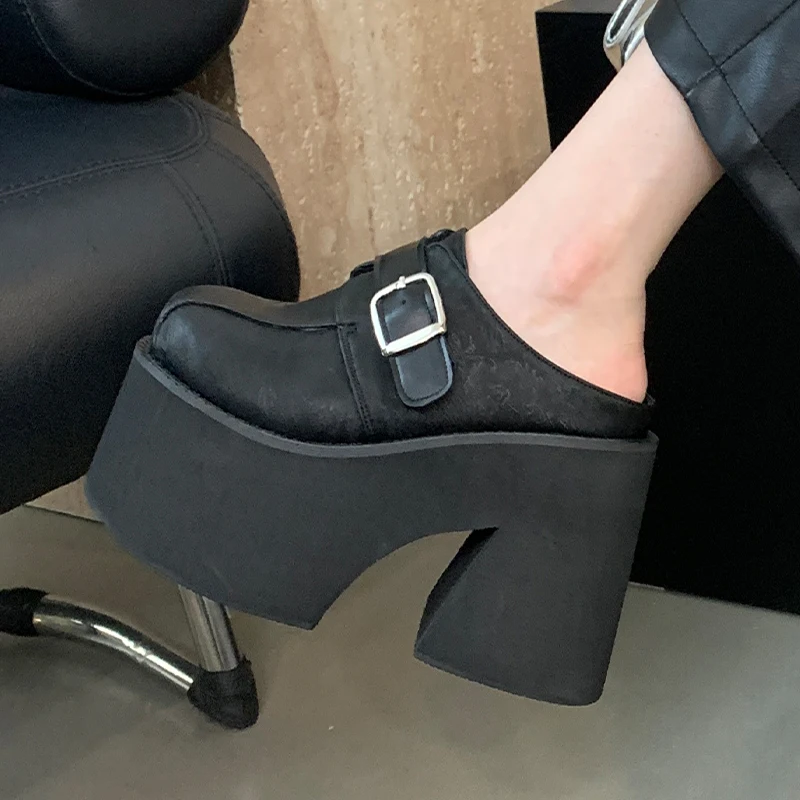 

Новые дизайнерские женские тапочки для женщин больших размеров. Комфортные тапочки размером 34–43. Лето 11 см. Zapatos Mujer на толстой подошве.