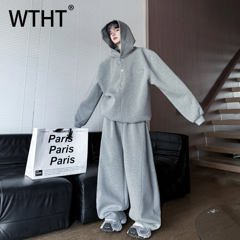 

WTHT модный новый осенний мужской костюм 2025 года, однотонные пальто с капюшоном на пуговицах, свободные брюки с высокой талией и широкими штанинами, 2A1718, мужской комплект