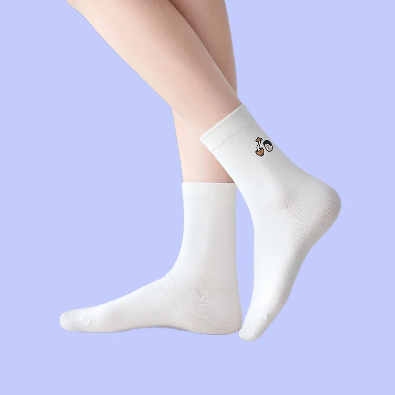 Chaussettes courtes de style collège de dessin animé pour femmes et filles, tube moyen, document solide, mignon, haute qualité, mode, 5/10 paires