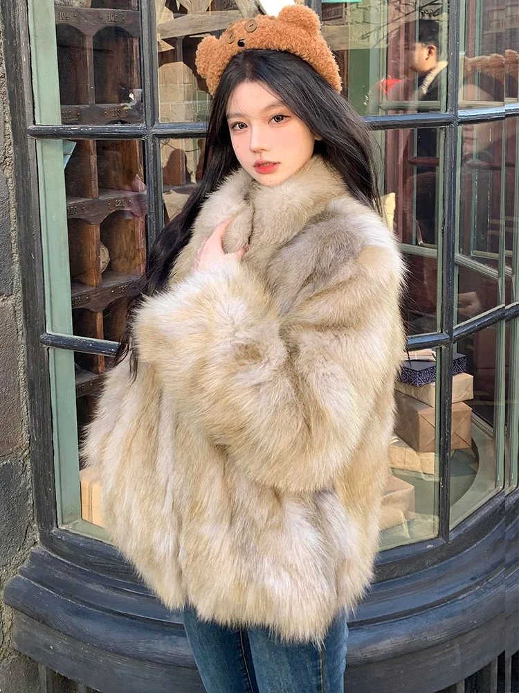 

Новая улучшенная женская шуба из искусственной кожи 2025 года: тепло и экологичность для молодежи