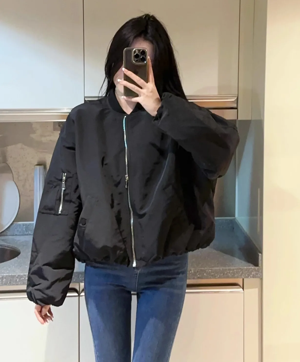 New 2025 Autumn Short Nylon Pilot Jacket Women's Street Style Straight Cut Regular Thickness Short Length Outerwear view 3