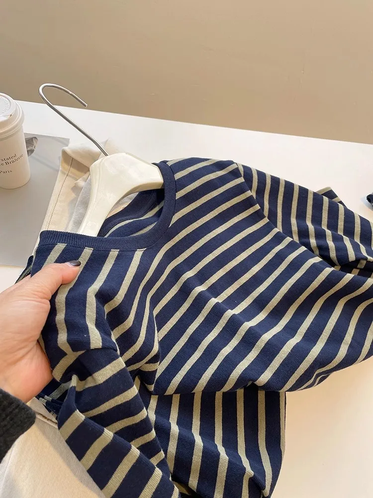 ルーズフィット ロングスリーブ ラウンドネック Tシャツ レディース 春秋 カジュアル 快適 レトロ ミリタリー ストライプ トップス