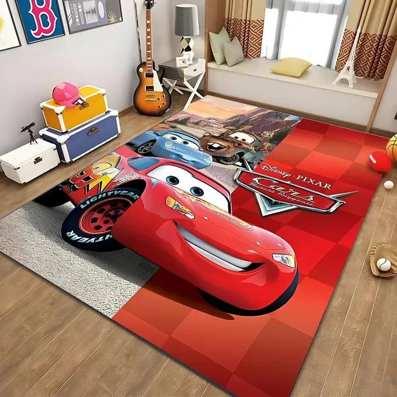سجادة سجادة سيارات لايتنينج ماكوين لغرفة المعيشة وغرفة نوم الأطفال وبساط لعب للأريكة وديكور المنزل هدية مضادة للانزلاق