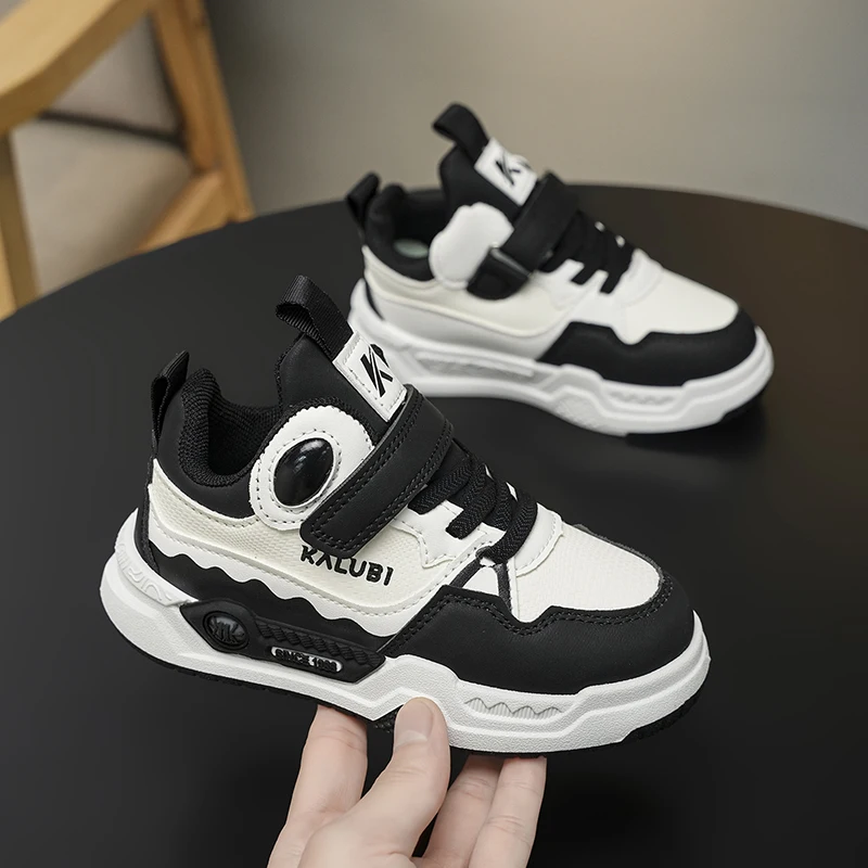 

New children's versatile sports shoes for autumn and winter 2025 High-top leather shoes for girls and anti-slip shoes for boys