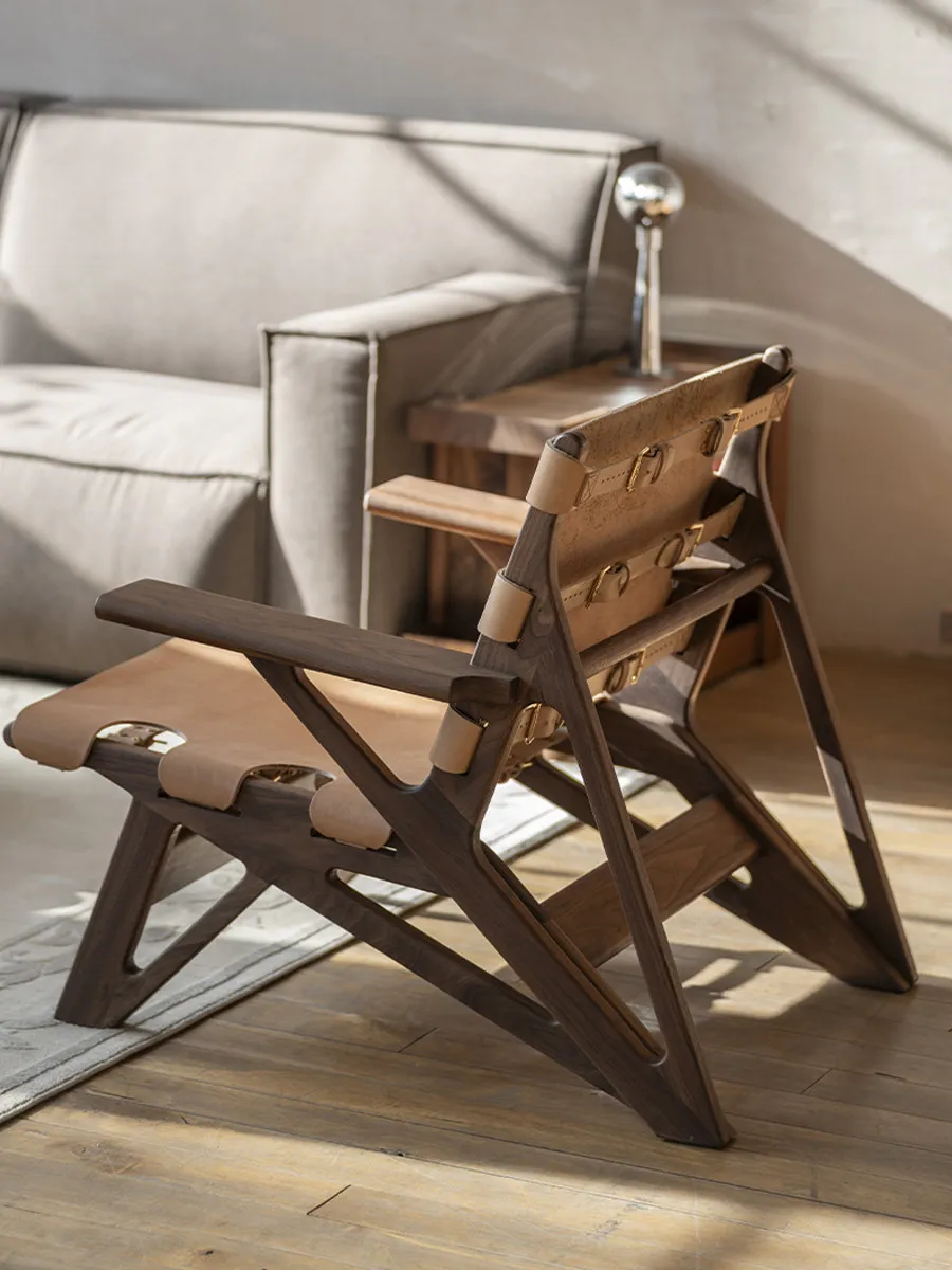 Lounge chair: cowhide vegetable-tanned leather, solid wood, Nordic vintage living room, study, wabi-sabi