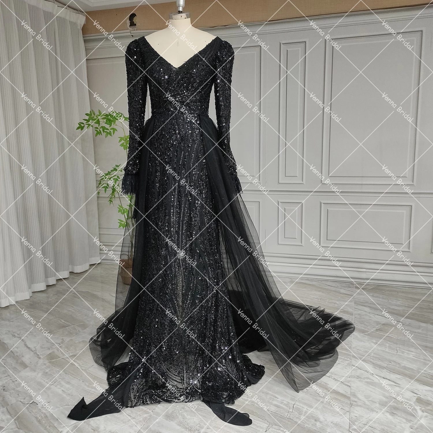 Customized Long Sleeves Gothic Sequins Sparkle Mermaid Wedding Dress  Beading Tassels V Neck Zombie Black Backless Bridal Gowns - AliExpress 320