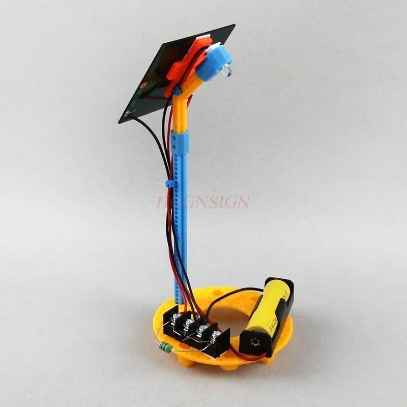 1 set Solar street lights, automatic charging, technology production, creative DIY materials for elementary school students