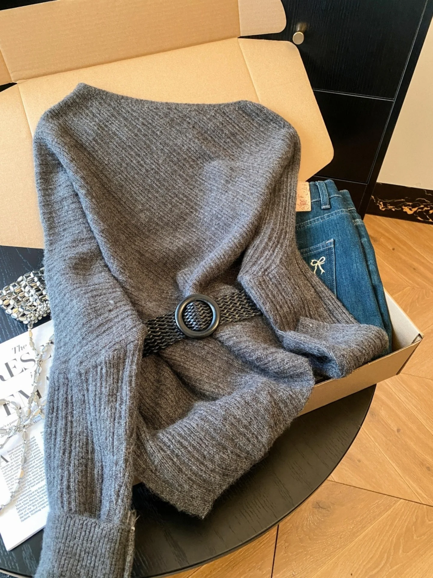 

Soft Knitted Long Sve Women's Sweater Waist Cinched Irregular oulder Bared Autumn Winter Faion Commute Sle Korean Lo...