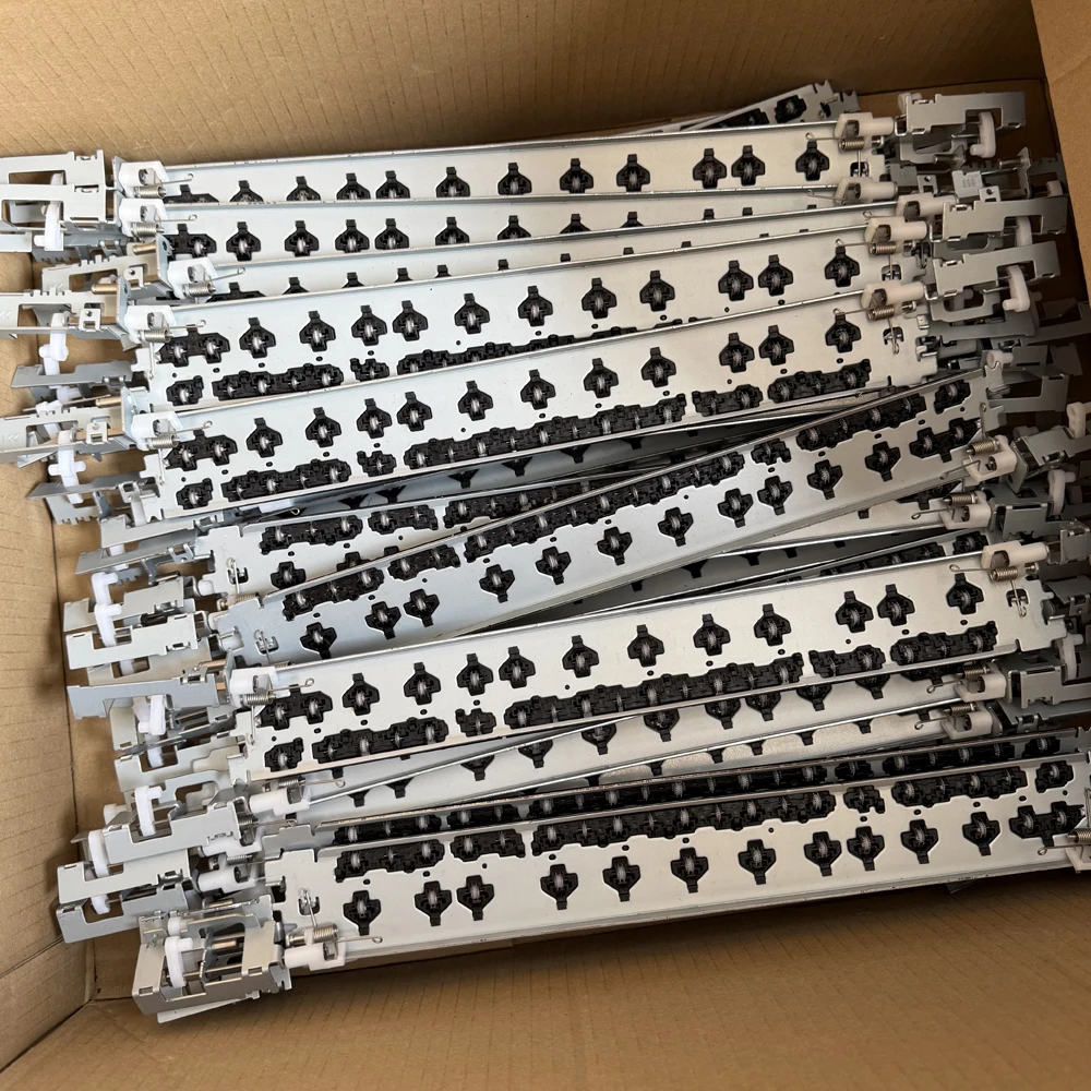 

Epson L1800 выходная нажимная пластина для бумаги принтера, маленькое колесо, совместимое с R1390 R2000 L1300 P400, выходное колесо для бумаги