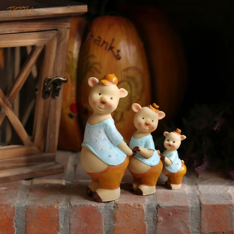American Country Pig Family Resin Rose Wreath Decorative Figurine Ornament Farmhouse Home Decor Collectible Gift for Women Mom
