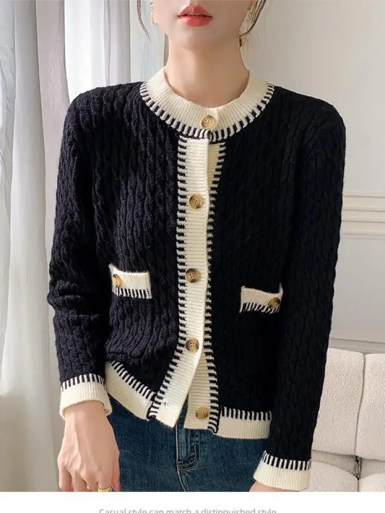 

Autumn Winter French Black Patchwork Long Sleeved Button Cardigan Sweater Women Elegant Round Neck Festival Fashion Knitted Tops